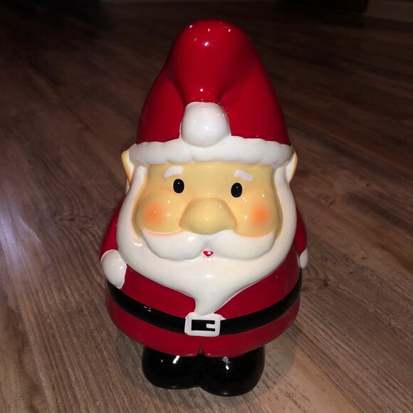Ceramic Santa Gnome - Picture 1 of 5